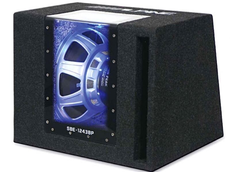 ALPINE SBG-1244BP корпусной сабвуфер в оформлении Band-Pass, 12", 300Вт